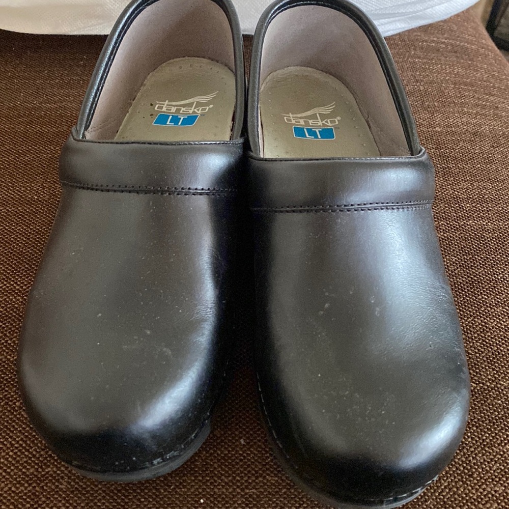 Dansko LT professional clogs. Like new only worn 3 times